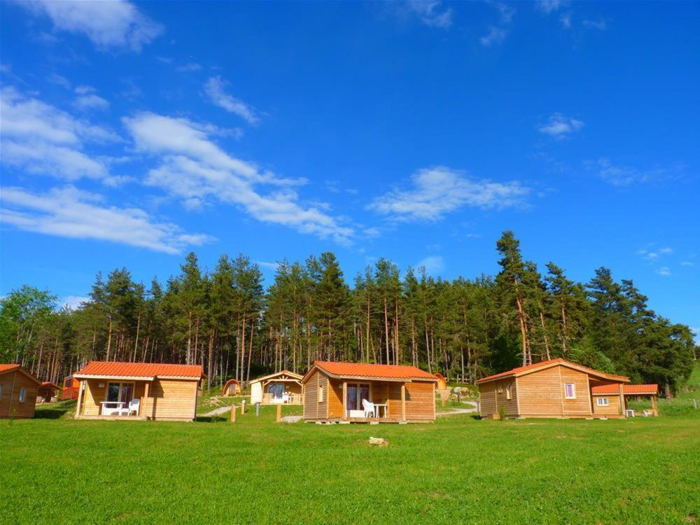 Les Chalets Du Haut-Forez Usson-en-Forez Eksteriør billede