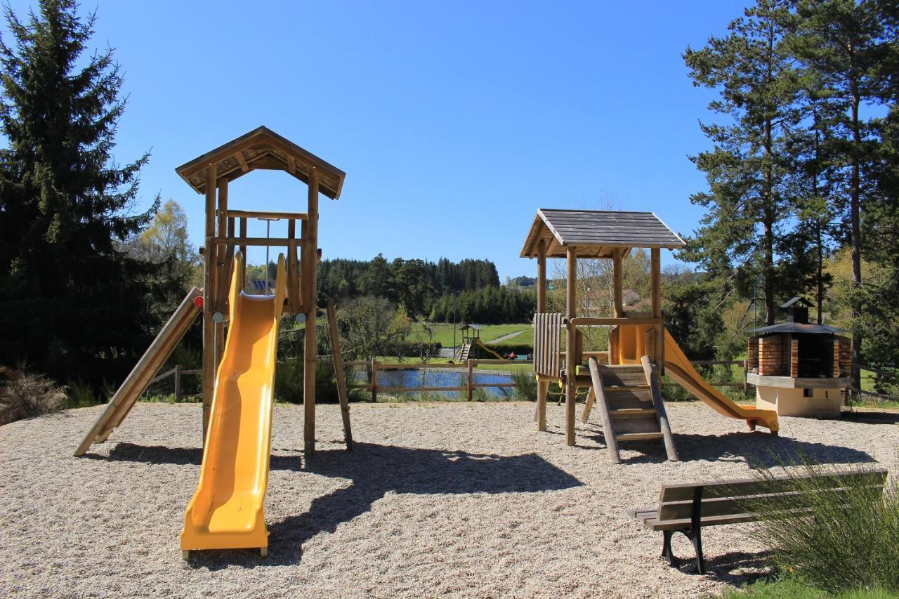 Les Chalets Du Haut-Forez Usson-en-Forez Eksteriør billede