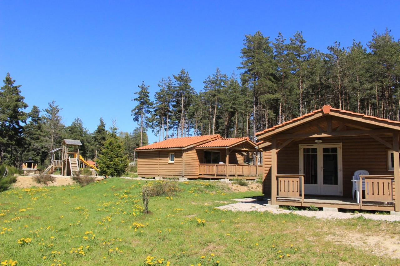 Les Chalets Du Haut-Forez Usson-en-Forez Eksteriør billede